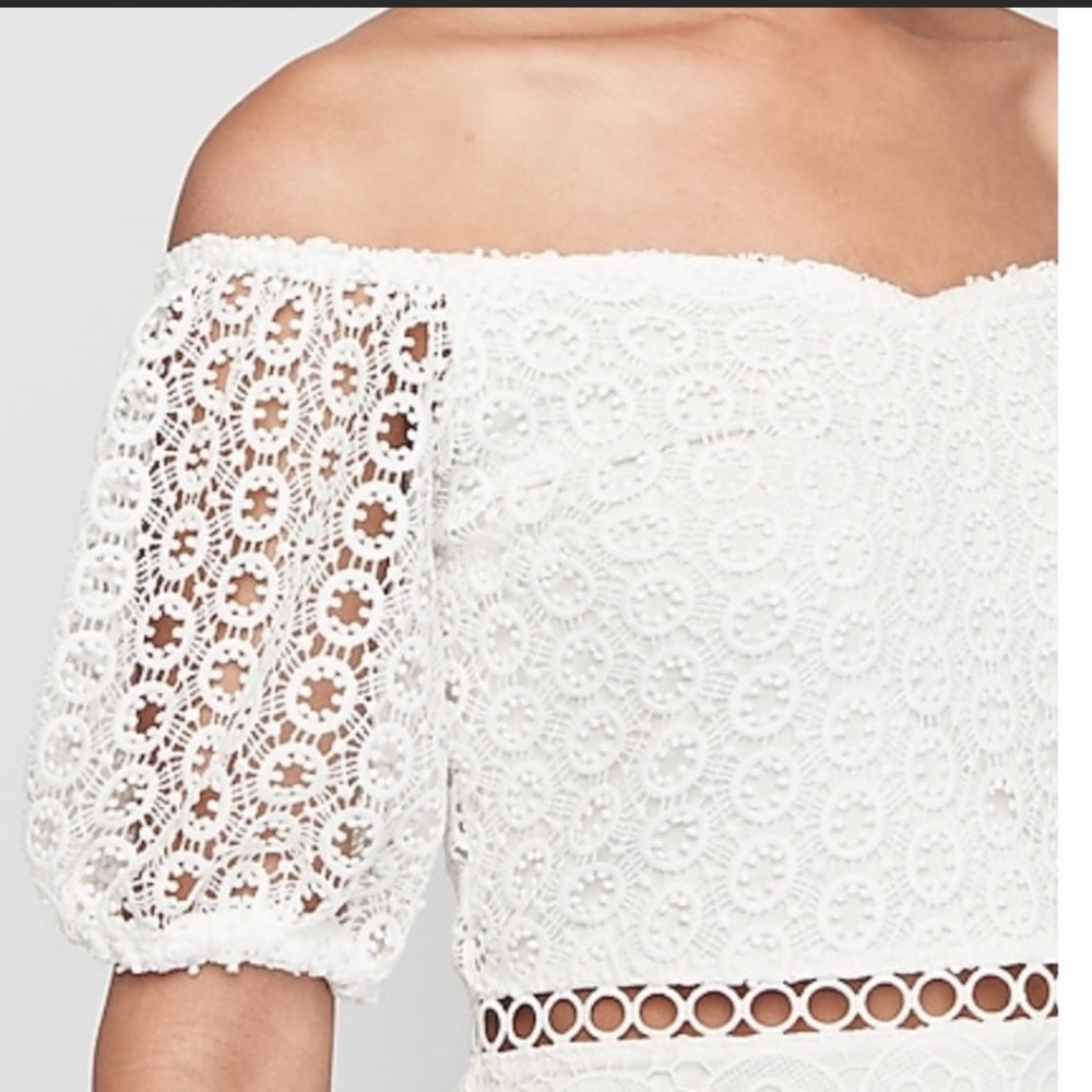 OFF THE SHOULDER CROCHET LACE MIDI DRESS